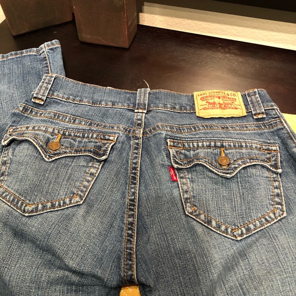 women's levi's 542 low flare